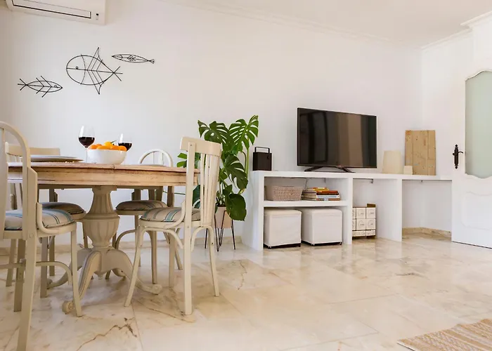 Casa Jardin - Residential Area -Free Parking Outdoor- Malaga Este